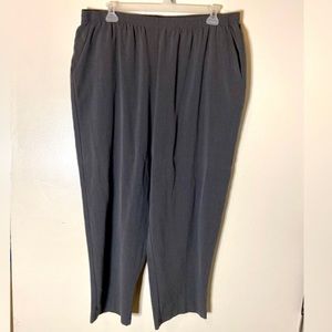 Jeno Neuman woman plus-size slacks 24W charcoal grey stretch Made in Haiti